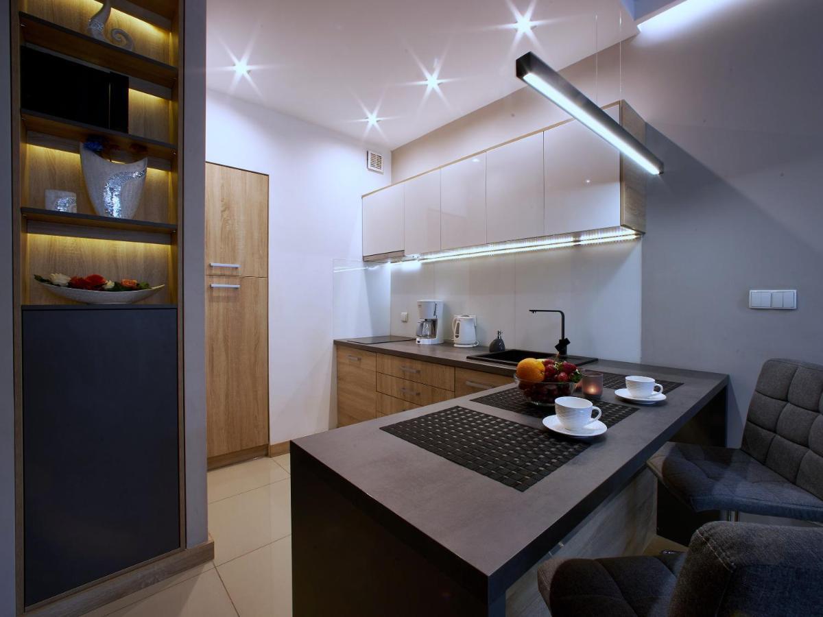 4Uapart-Apartment Suite Platan Grey シフィノウイシチェ エクステリア 写真