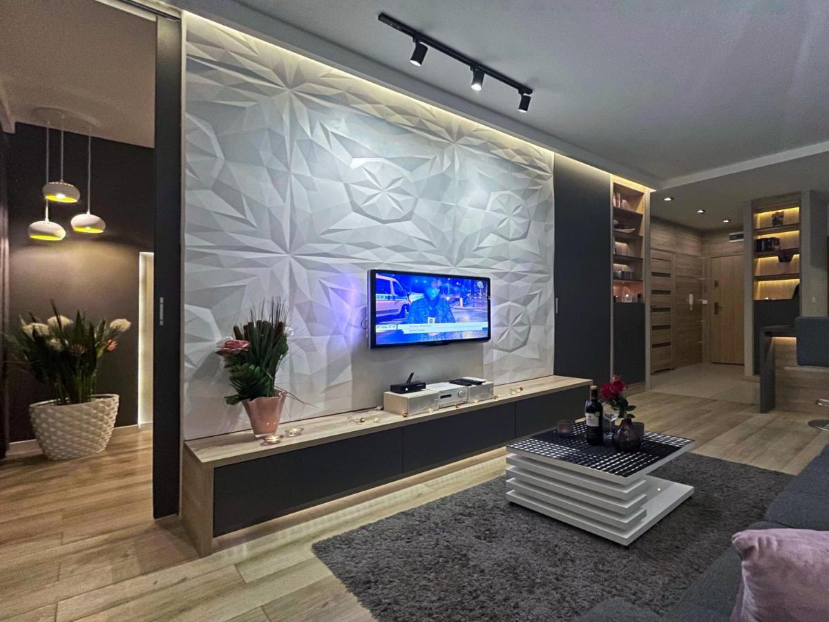 4Uapart-Apartment Suite Platan Grey シフィノウイシチェ エクステリア 写真